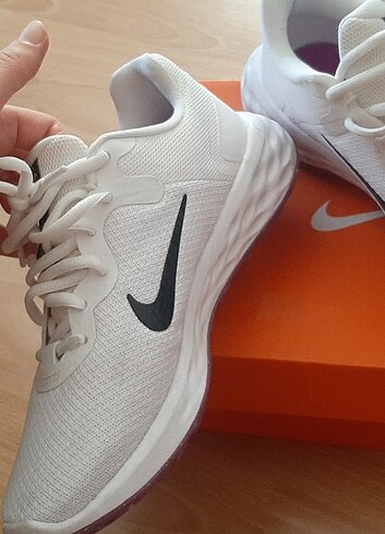 38 Beden beyaz Renk w nike revolution 6 nn spor ayakkabı