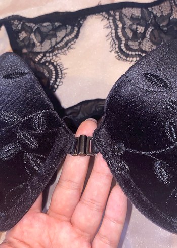 Siyah kadife Dantelli  Sütyen - Görsel 2