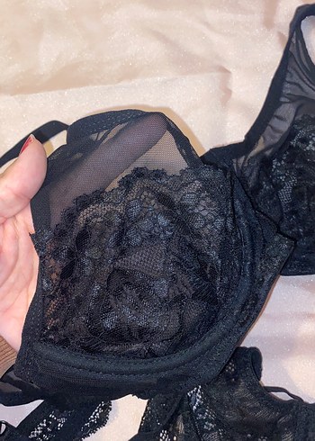 Siyah Dantel Sütyen - Görsel 4
