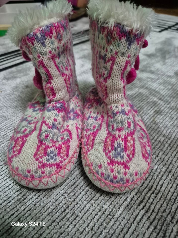 Accesorize Desenli Pembe Örgü Kız Çocuk Ev Botu - Görsel 2