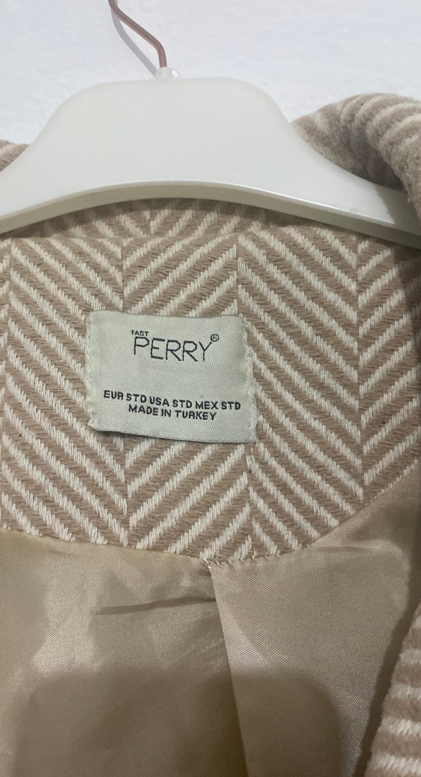 Bej Düğmeli Midi Kadın Kaban - Görsel 3