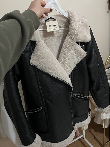 Pull and Bear PULL AND BEAR İÇİ YÜNLÜ DERİ MONT