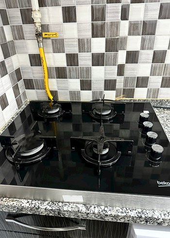 Beko Siyah Camlı 4'lü Ocak