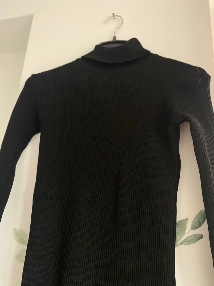 Uzun Siyah  triko Elbise - Görsel 4