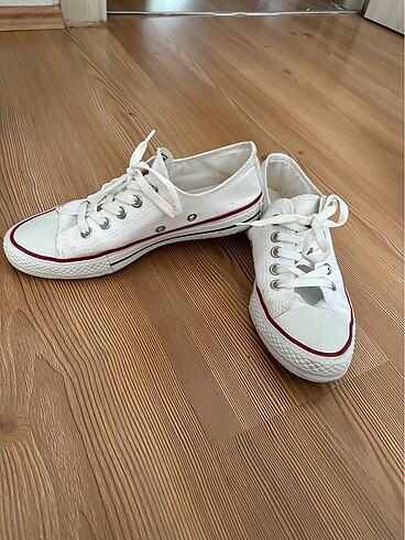 Converse spor ayakkabı