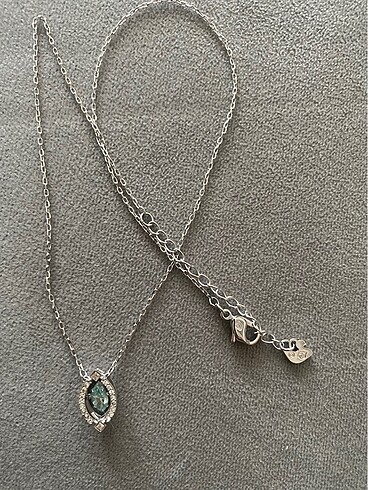  Beden Swarovski kolye
