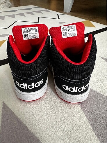 21 Beden siyah Renk Adidas Mid Hoops 2.0 Bebek Spor Ayakkabı