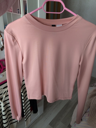 H&M t-shirt 