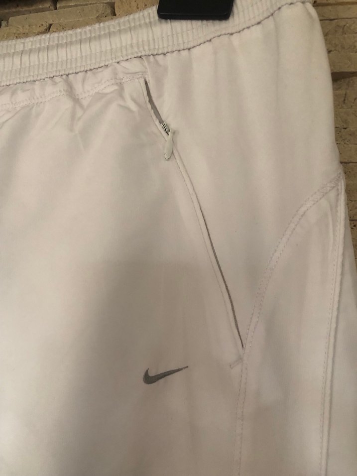 Kadın Beyaz Geniş Kesim Spor Eşofman - Görsel 3