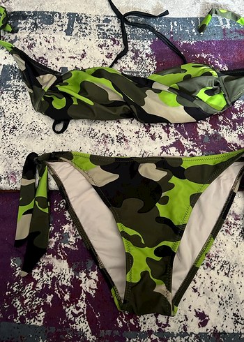 Diğer Kamuflaj Desenli Drapeli Bikini