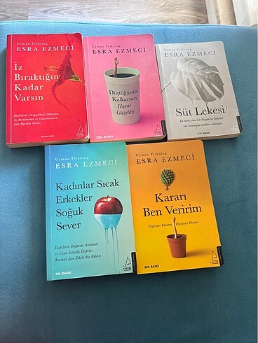 Esra Ezmeci kitap
