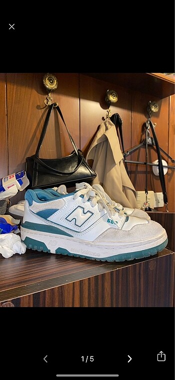 New Balance 550