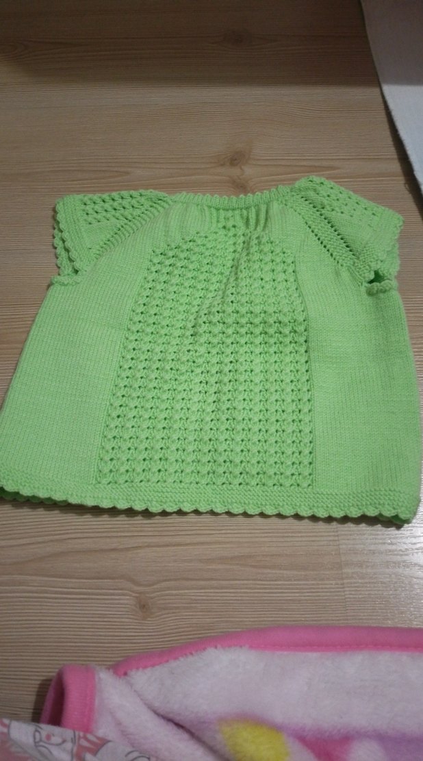 Kız Çocuk Yeşil Örgü Kolsuz Hırka - Görsel 2