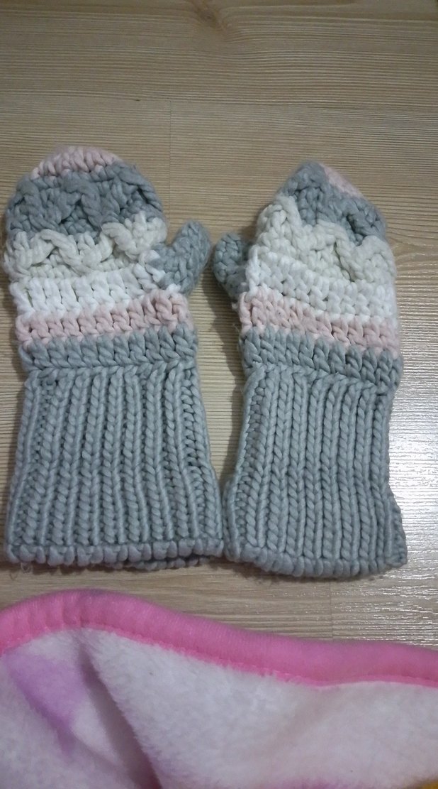 Gri Örgü Kadın Eldivenleri - Görsel 2