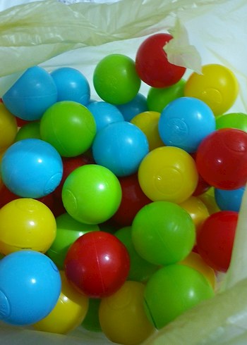 Renkli Plastik Oyun Topları - Görsel 2