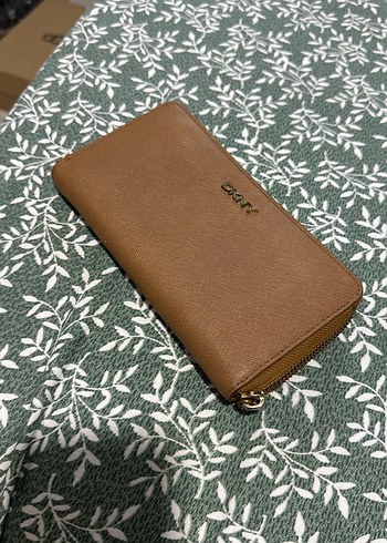 DKNY Deri Fermuarlı Kadın Cüzdanı