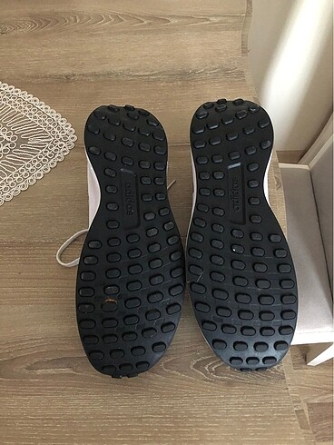 44 Beden Adidas erkek ayakkabı