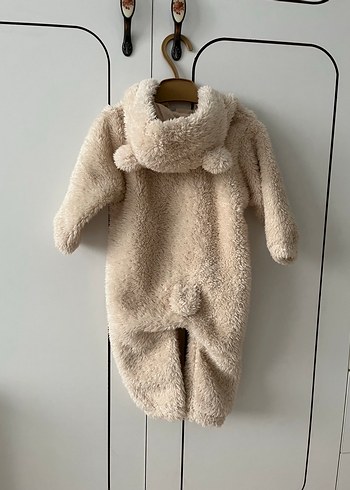 Kız Bebek Bej Kürklü Tulumu - Görsel 3