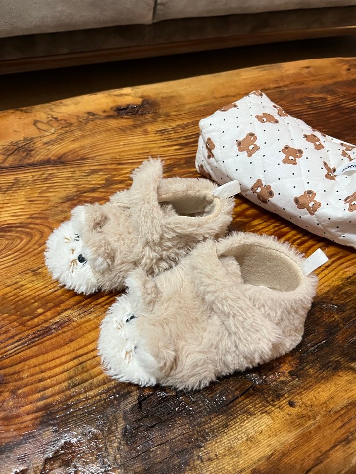 Kız Çocuk Peluş Ev Terliği - Görsel 2