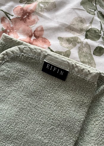 Nakışlı yeşil havlu - Görsel 2