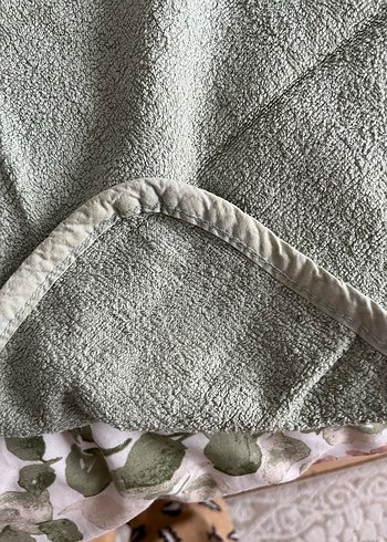 Nakışlı yeşil havlu - Görsel 6