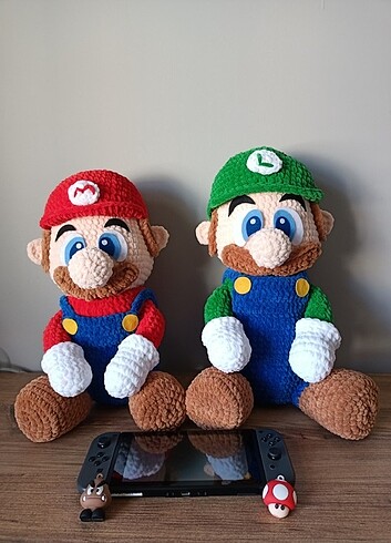 Amigurumi Super Mario ve Luigi 