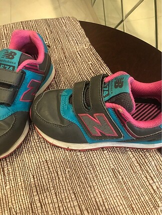 NEW BALANCE 574 çocuk ayakkabı 28.5 numara