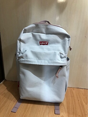 Levis sırt çantası