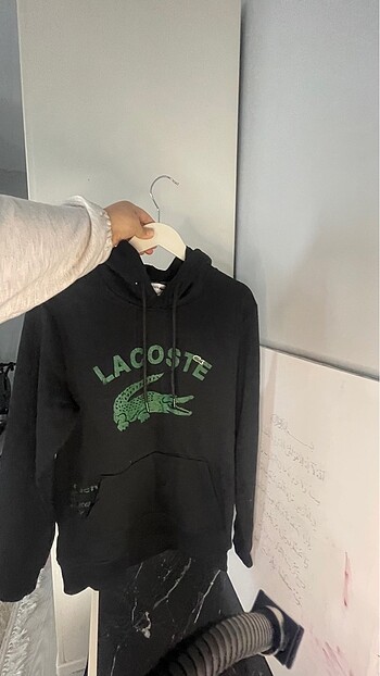 Lacoste sweat