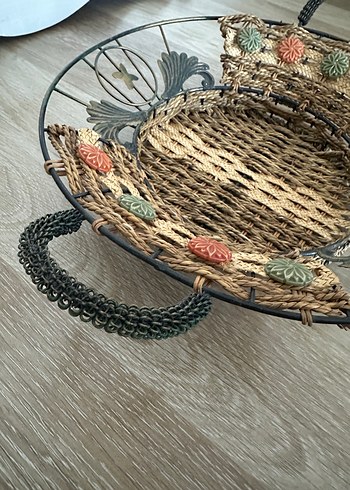 Zara Home Hasır örme metal detaylı tepsi