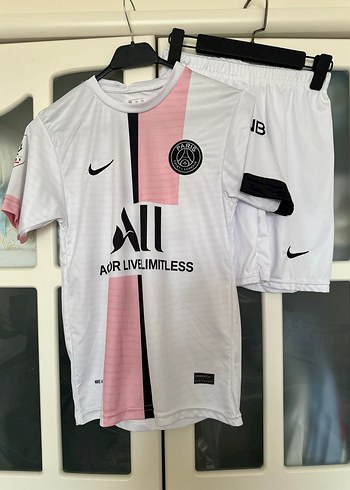 nike 8 Yaş