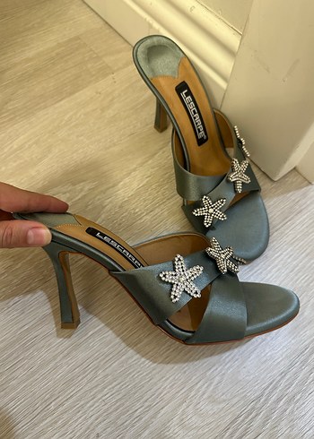 Kadın taşlı topuklu terlik - Görsel 2