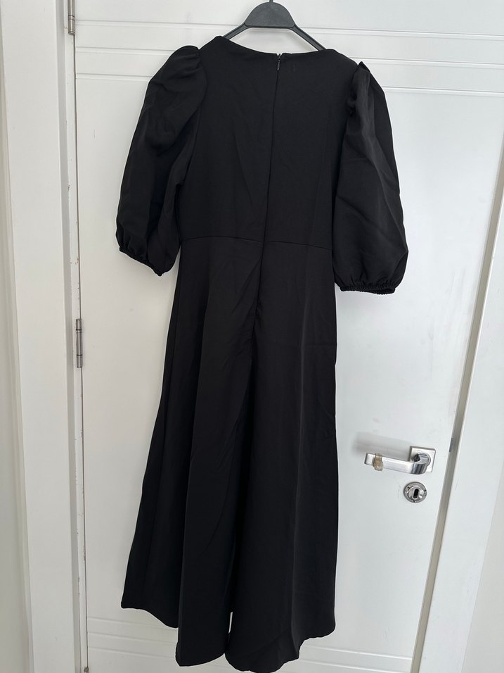 Siyah Kısa Kollu elbise - Görsel 4