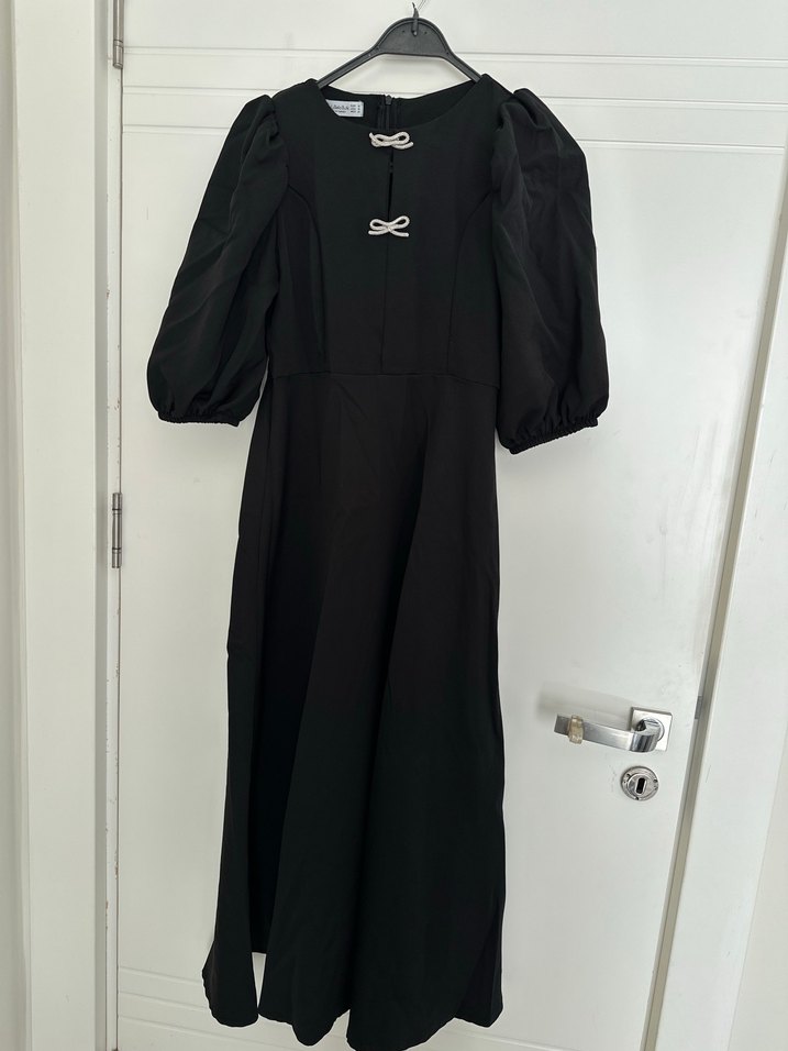 Siyah Kısa Kollu elbise - Görsel 2