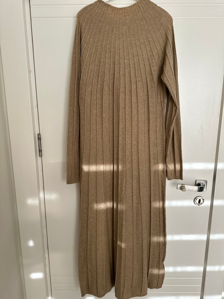 Mango uzun triko elbise - Görsel 4