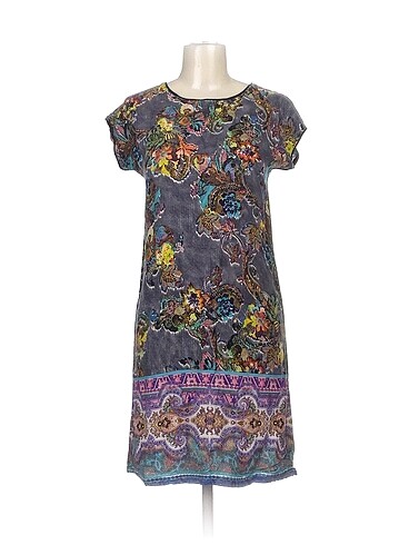 Zara Bluz %70 İndirimli.