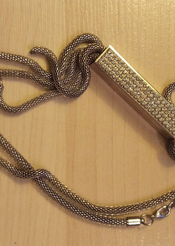 Uzun Zincirli Yılan Desenli Gri Kadın Kolye - Görsel 4