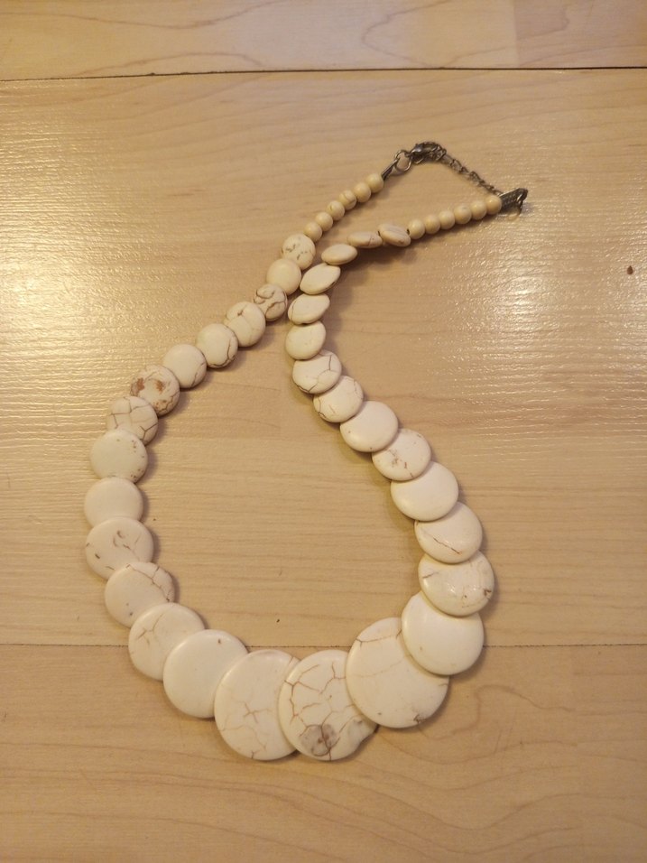 Beyaz Boncuklu Bohem Kadın Kolye - Görsel 3