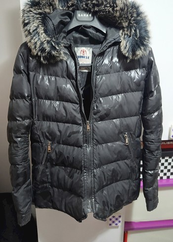 Sokak Stili Siyah Kürklü Kısa Kışlık Kadın Mont - Görsel 3