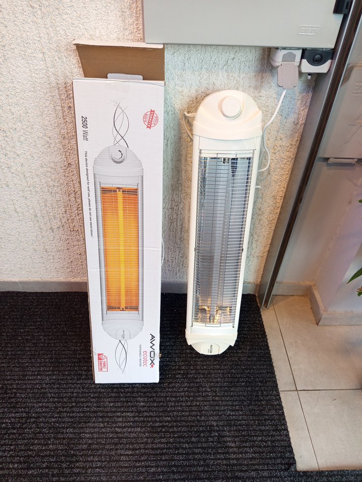 Beyaz Dikey Elektrikli Isıtıcı - Görsel 2