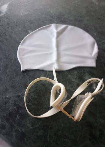 Mavi Elastik Yüzücü Gözlüğü ve Gri Bone Seti - Görsel 6