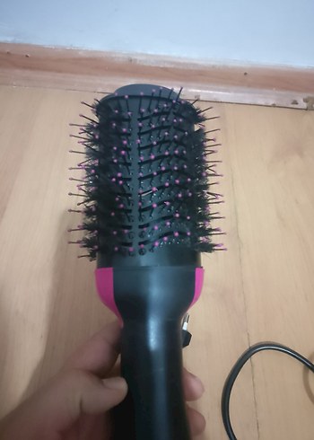 Beden Renk Caliburn Pembe Renkli Saç Şekillendirici Fırça