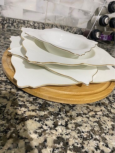 Karaca Yemek takımı