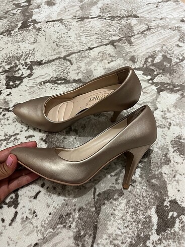 37 Beden Stiletto ayakkabı