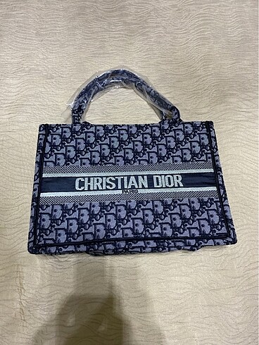 Christian dior çanta