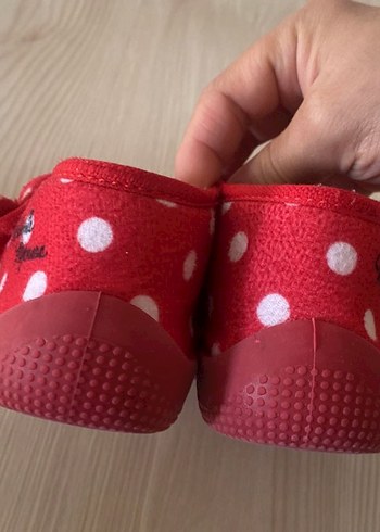 Minnie Mouse Kız Çocuk Kırmızı Minnie Mouse Ev Terliği