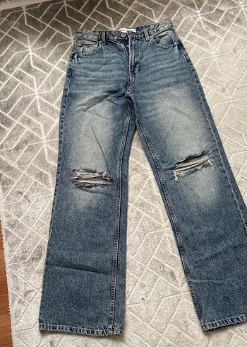Bershka Gri Mavi Bağlama Desenli Yırtık Detaylı Kadın Kot