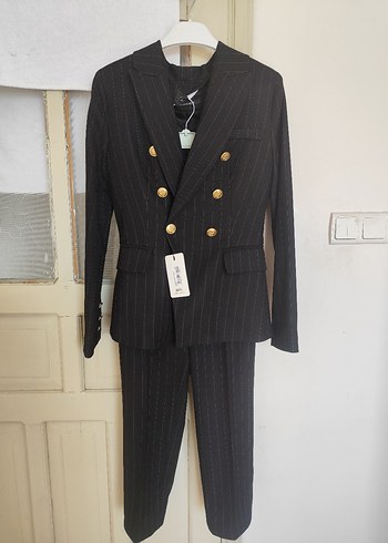 Kadın Siyah Çizgili Düğmeli Blazer Takım - Görsel 2