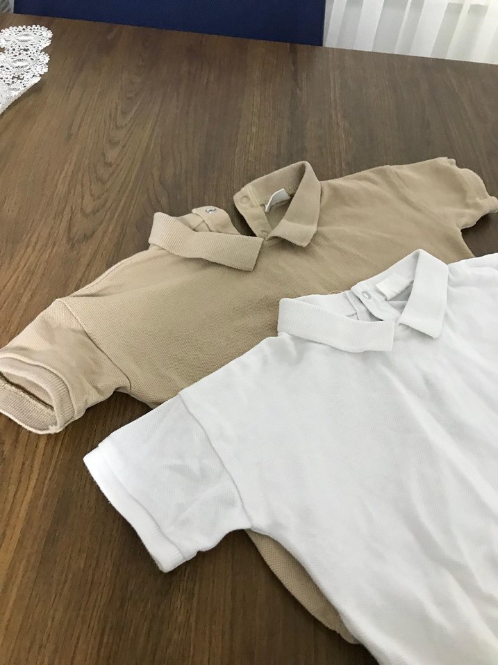 Bej ve beyaz Çocuk Kısa Kollu Polo yaka zıbın - Görsel 4