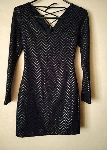 V Yakalı Siyah Uzun Gotik Elbise - Görsel 2